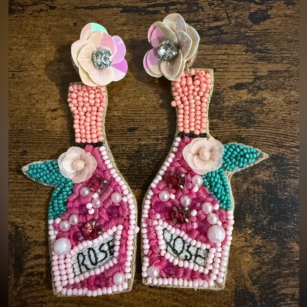 Rose Beaded Earrings​​​